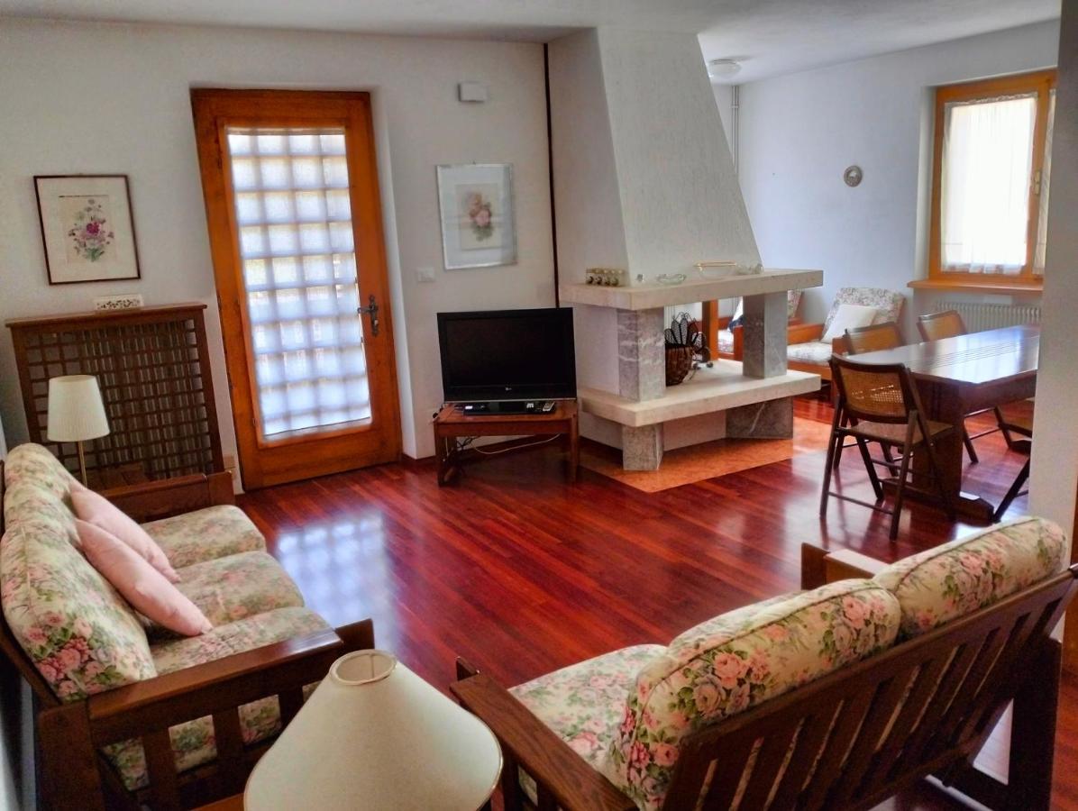 Vista Mozzafiato Sulle Dolomiti Friulane Apartment Forni di Sopra Luaran gambar